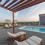 Deluxe Four Bedroom With Sea View And Private Pool 5 Debeljak