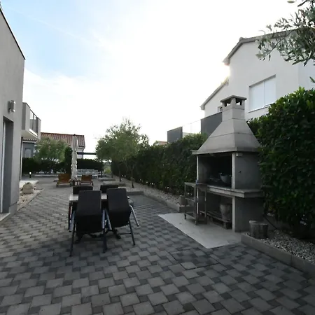 Villa Deluxe Four Bedroom With Sea View And Private Pool 5 *