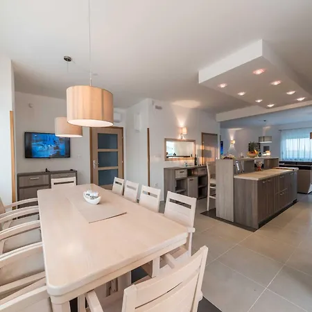 Villa Deluxe Four Bedroom With Sea View And Private Pool 5 *