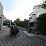 فيلة Deluxe Four Bedroom With Sea View And Private Pool 5 *