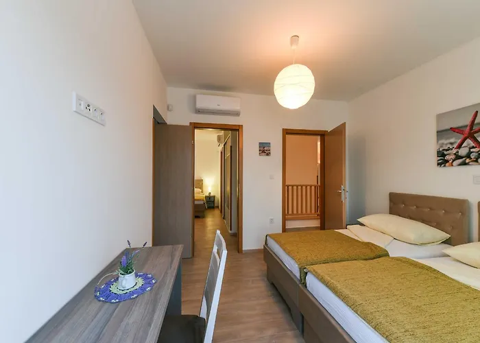 Deluxe Four Bedroom With Sea View And Private Pool 5 Вилла