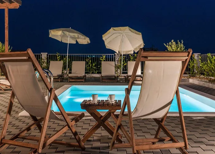 Вилла Deluxe Four Bedroom With Sea View And Private Pool 5 *